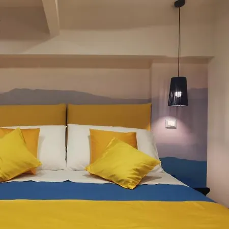 Apartman Two Chiaia 37